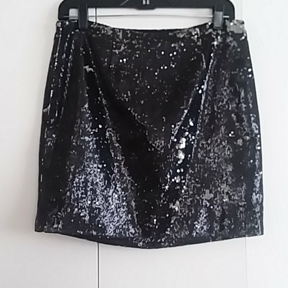Michael Kors Black & Silver Sequined Miniskirt NWT - Picture 3 of 16